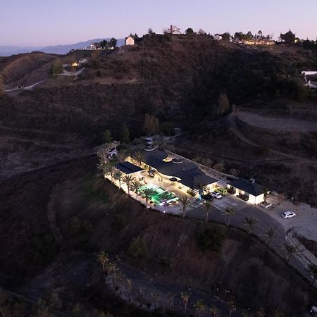 Iron Mansion Private Resort-Event Space 12000 Ft! Темекула Екстериор снимка
