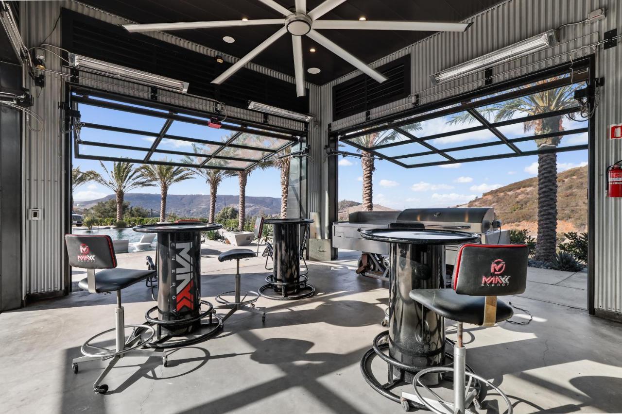 Iron Mansion Private Resort-Event Space 12000 Ft! Темекула Екстериор снимка